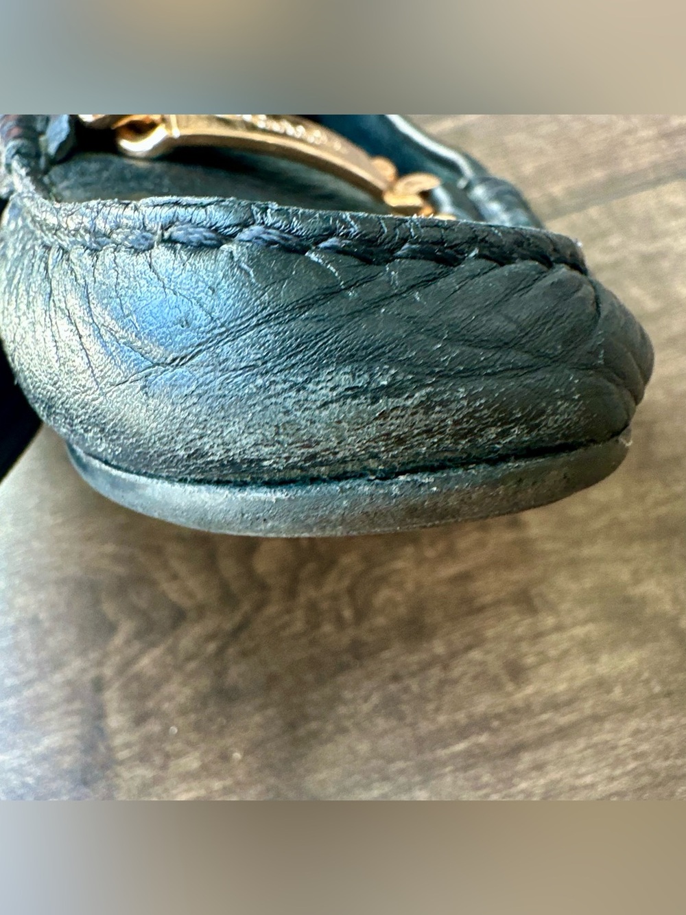 COACH "Olive" Black Pebbled Leather Loafers Flats Gold Chain Hardware Size 9B - Picture 5 of 16
